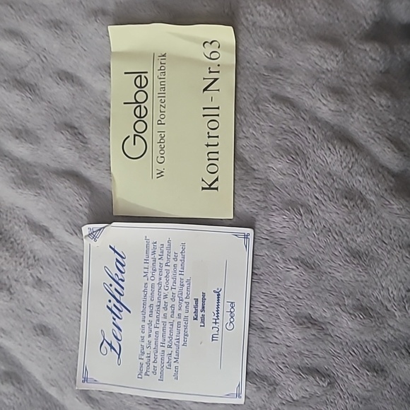 Little sweeper goebel Hummel 171 4/0 1986 with box & certificate of authenticity - Picture 4 of 15